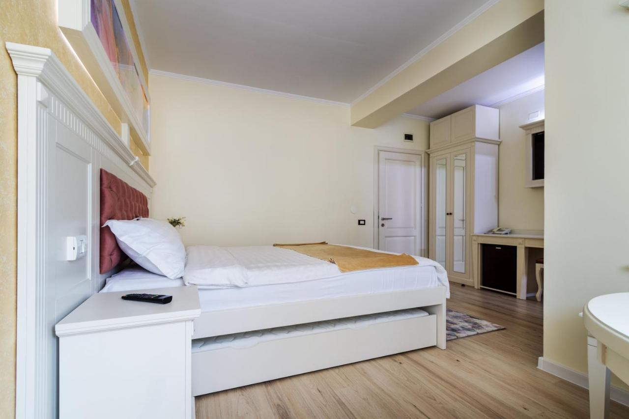 Hotel Central - Băile Olăneşti Eksteriør billede