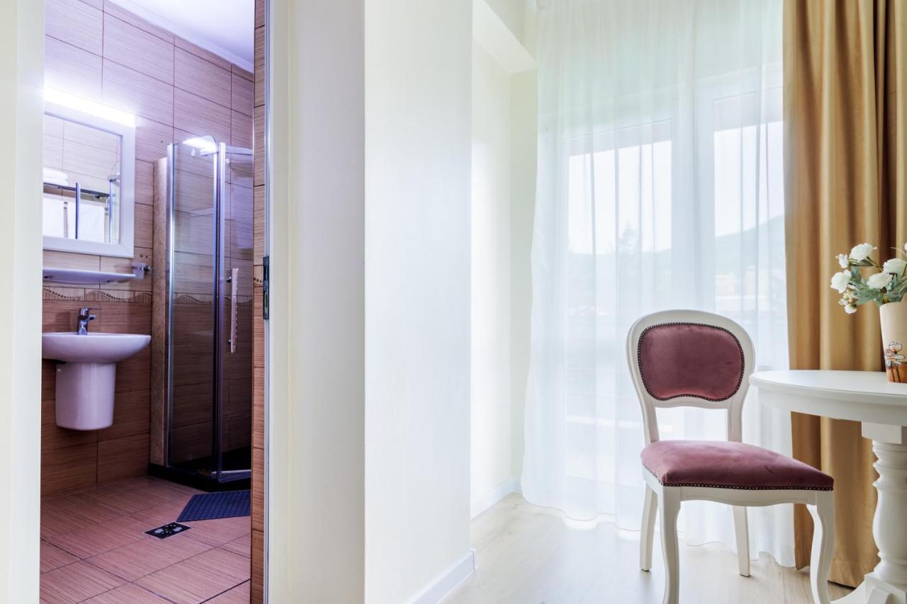 Hotel Central - Băile Olăneşti Eksteriør billede