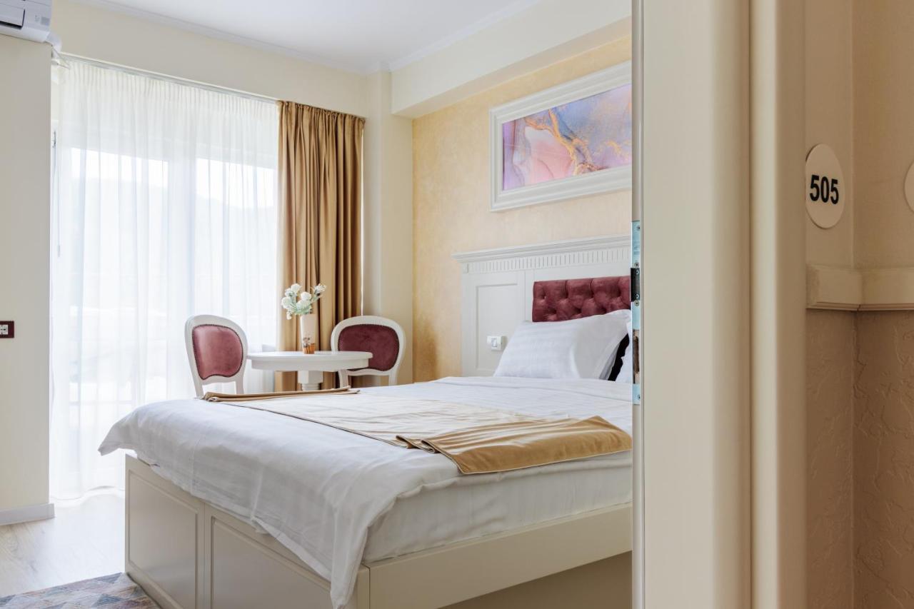 Hotel Central - Băile Olăneşti Eksteriør billede